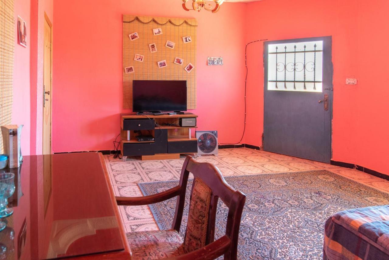 Bedouin Pink Ecohouse Bed & Breakfast Wadi Musa Dış mekan fotoğraf