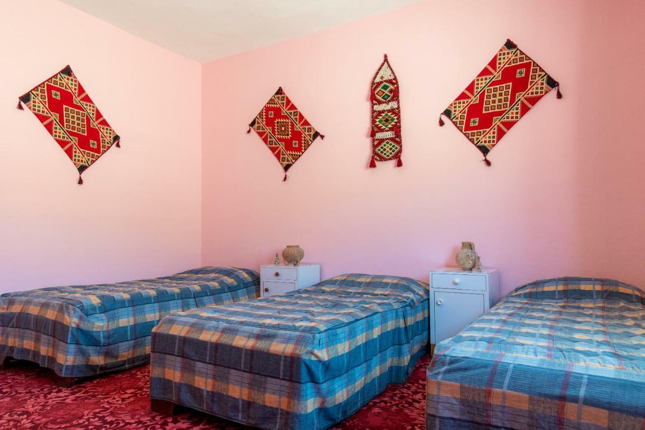 Bedouin Pink Ecohouse Bed & Breakfast Wadi Musa Dış mekan fotoğraf